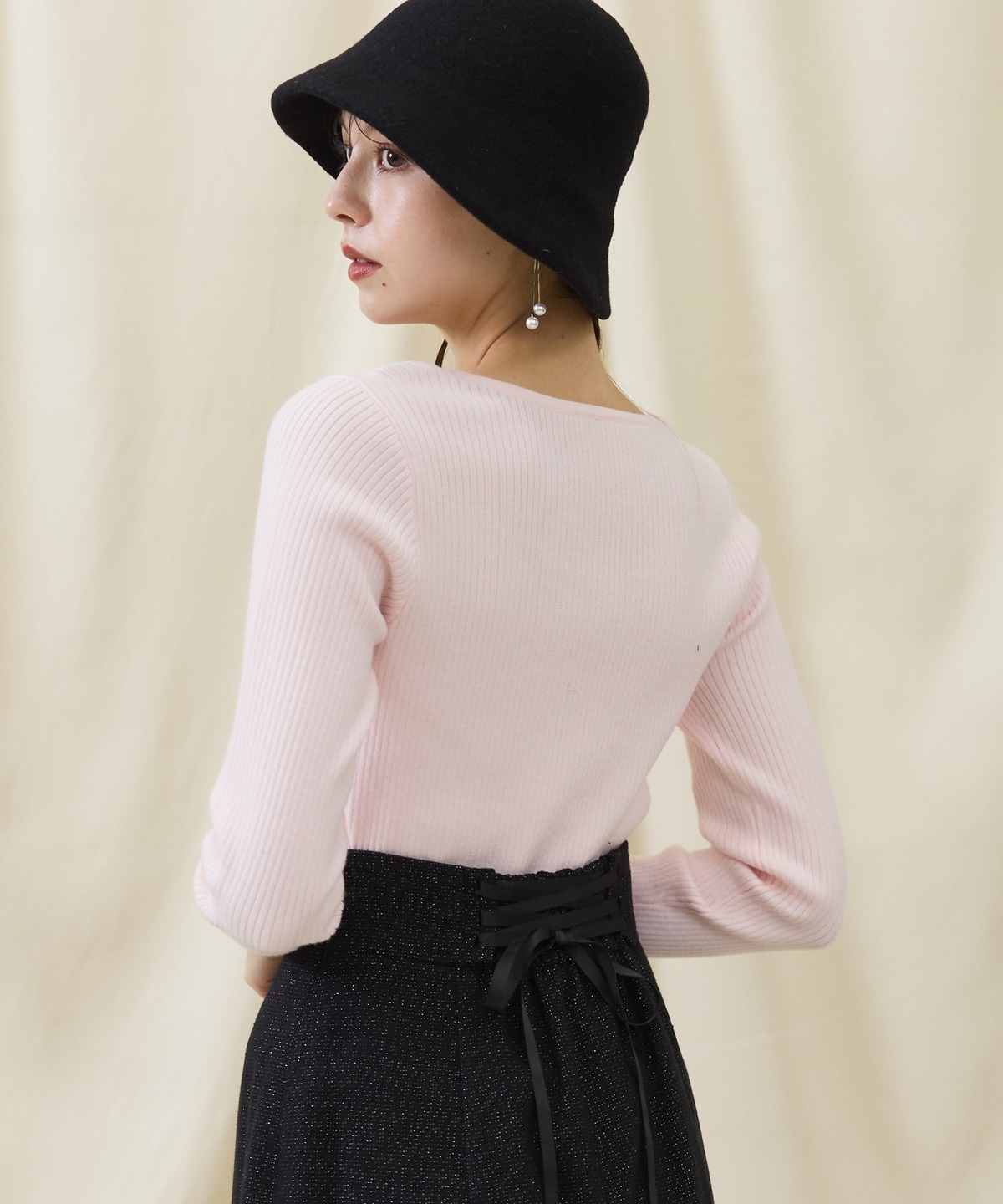 デコルテビスチェリブニットプルオーバー