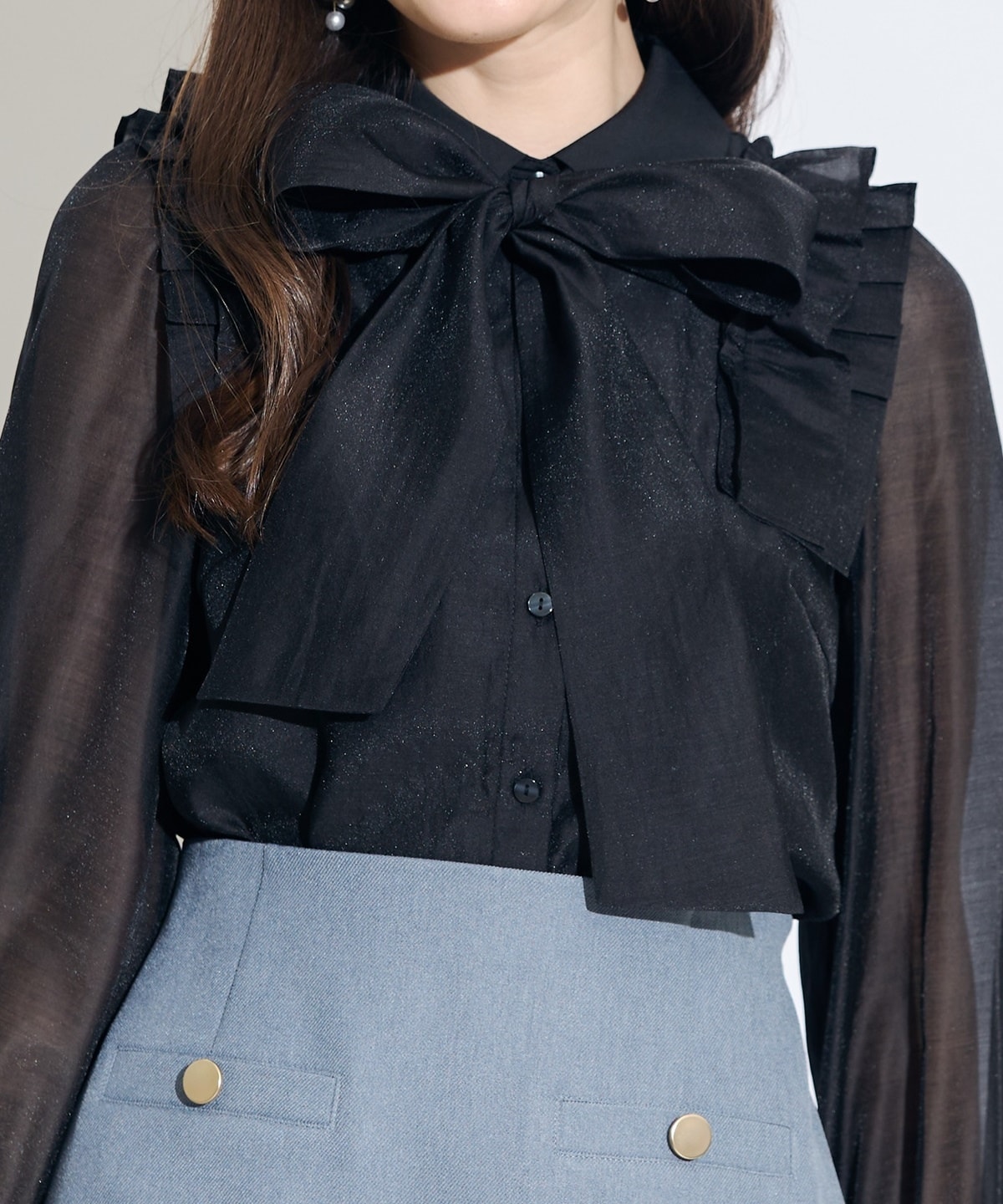 クレリックショルダータックフリルブラウス