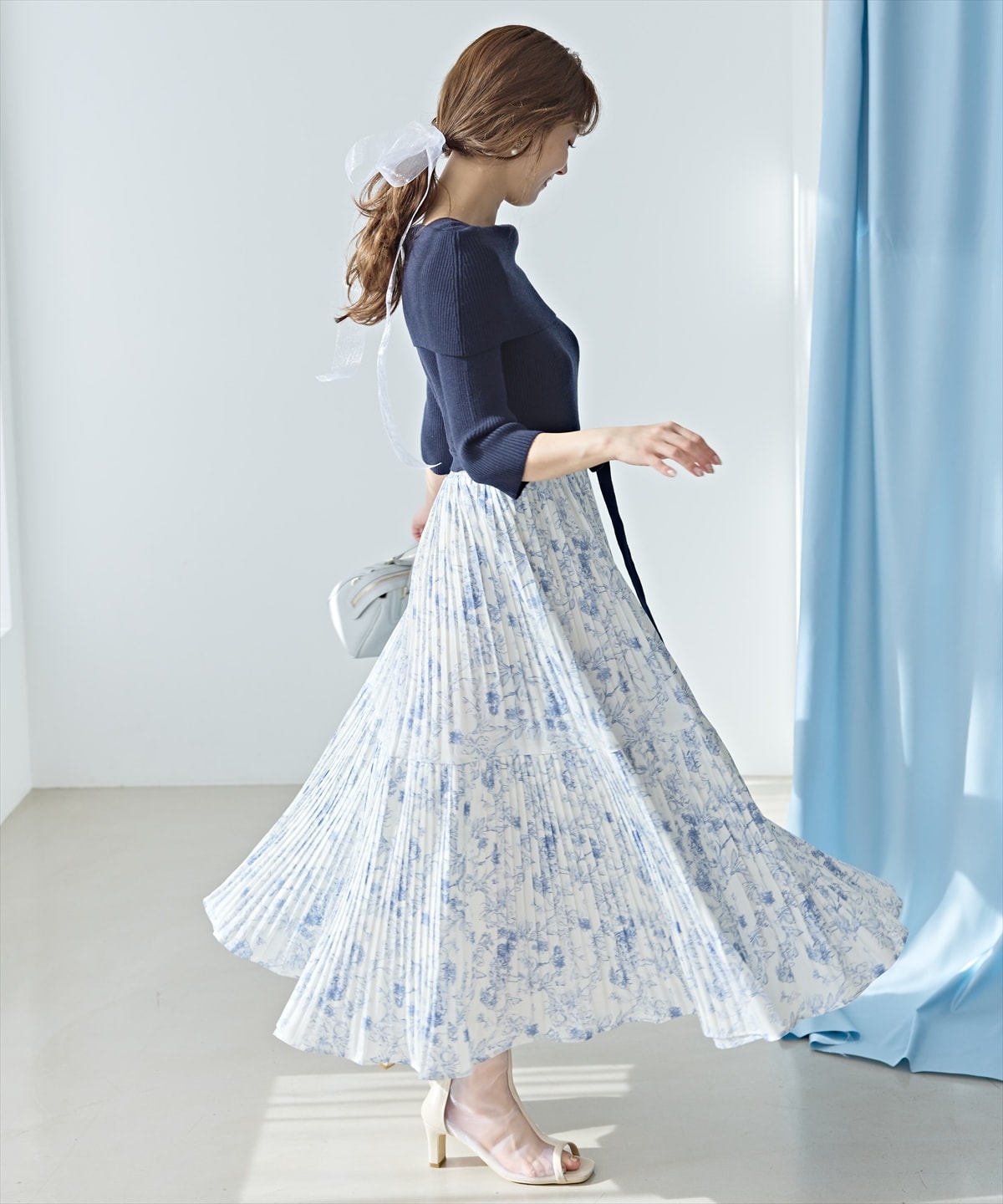 オフショルニットドッキングプリーツワンピース