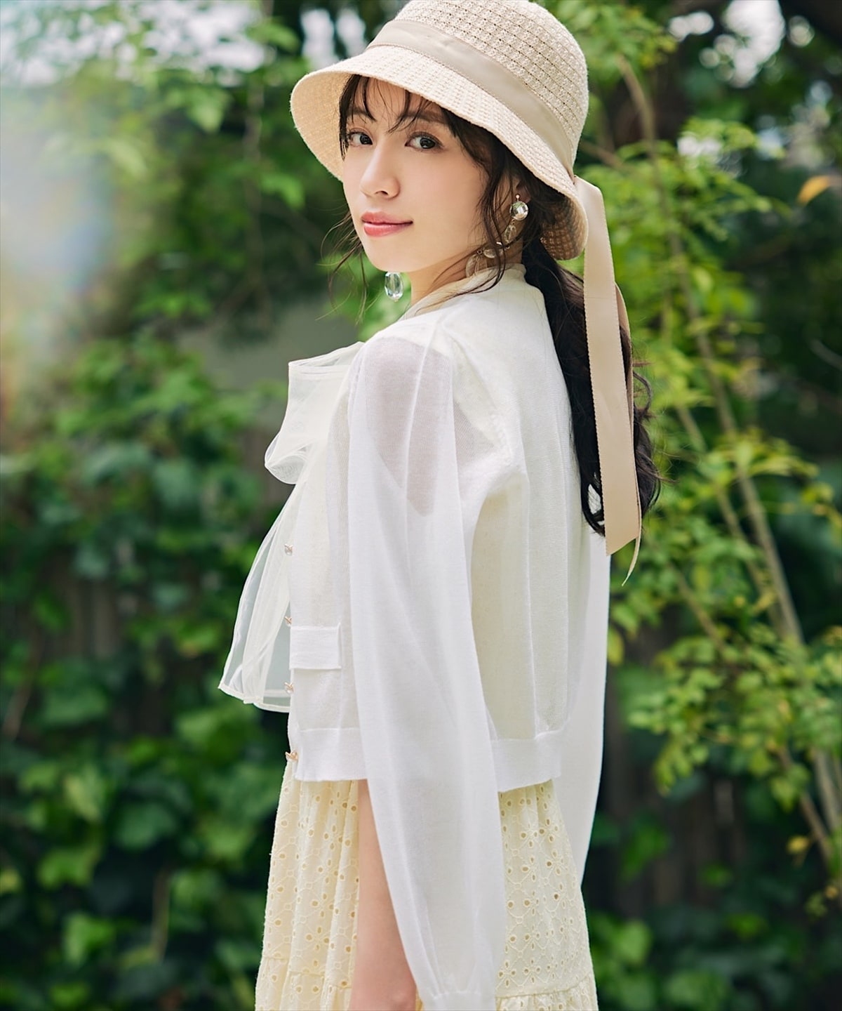 Vネックラメシアーフラップニットカーディガン