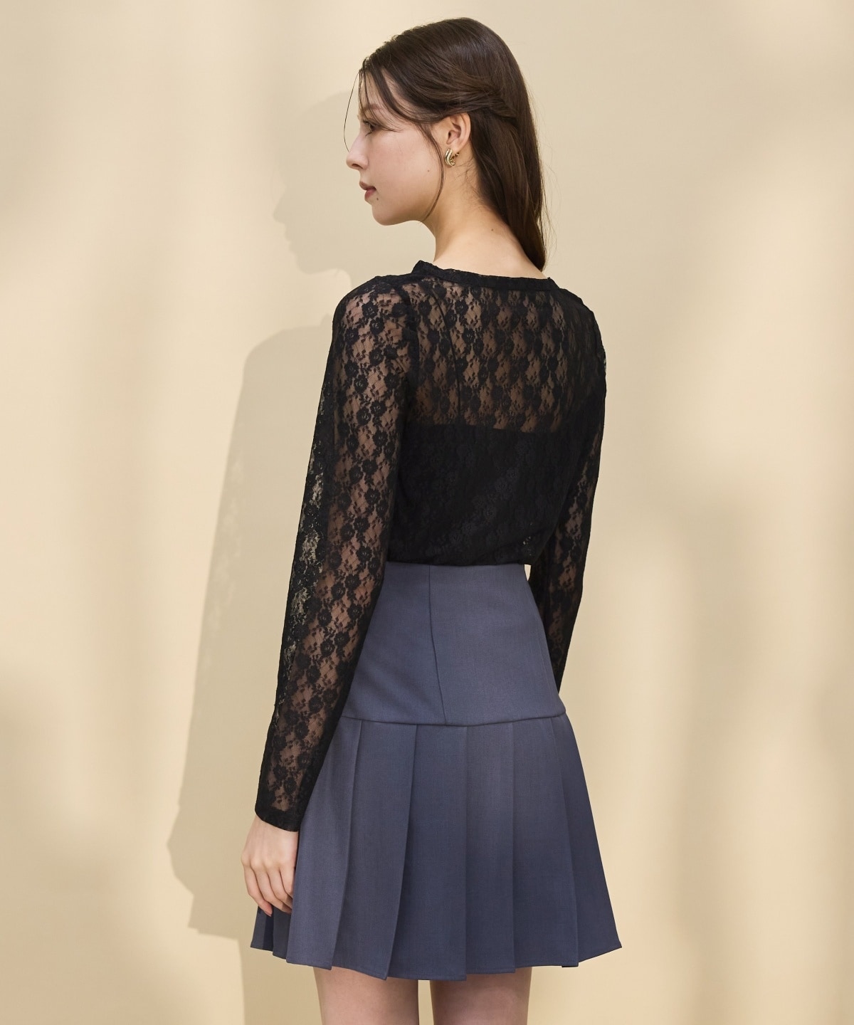 金ボタンアシメプリーツスカート