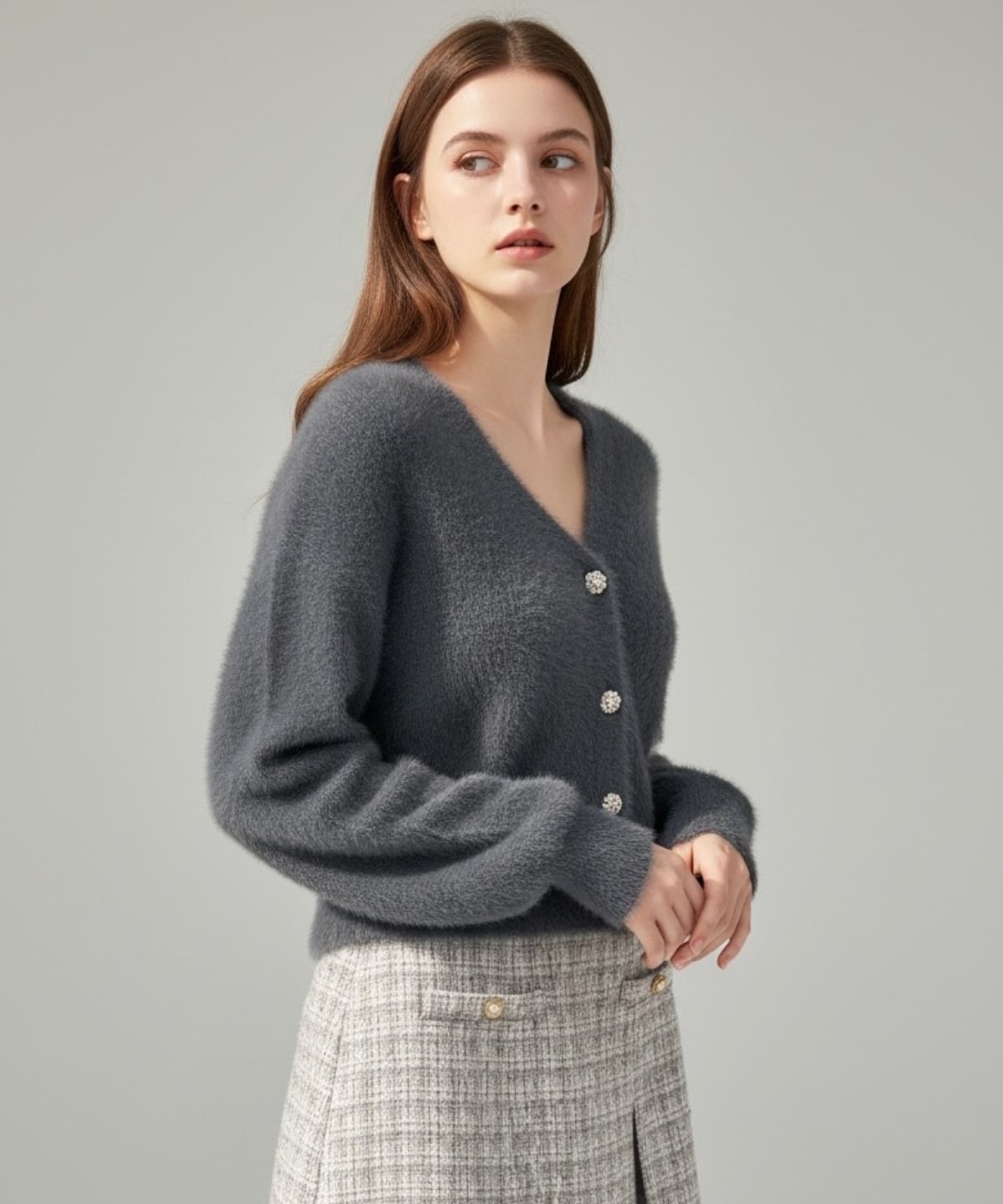 【11/21(Fri)発売】ビジューボタンフェザーニットカーディガン