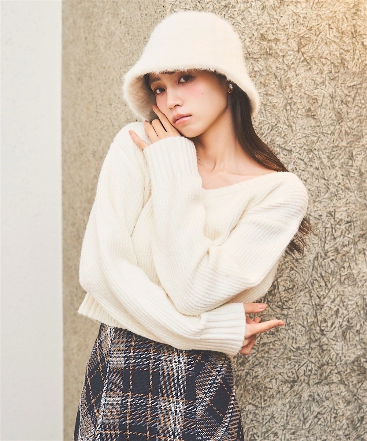 バックリボンニットプルオーバー