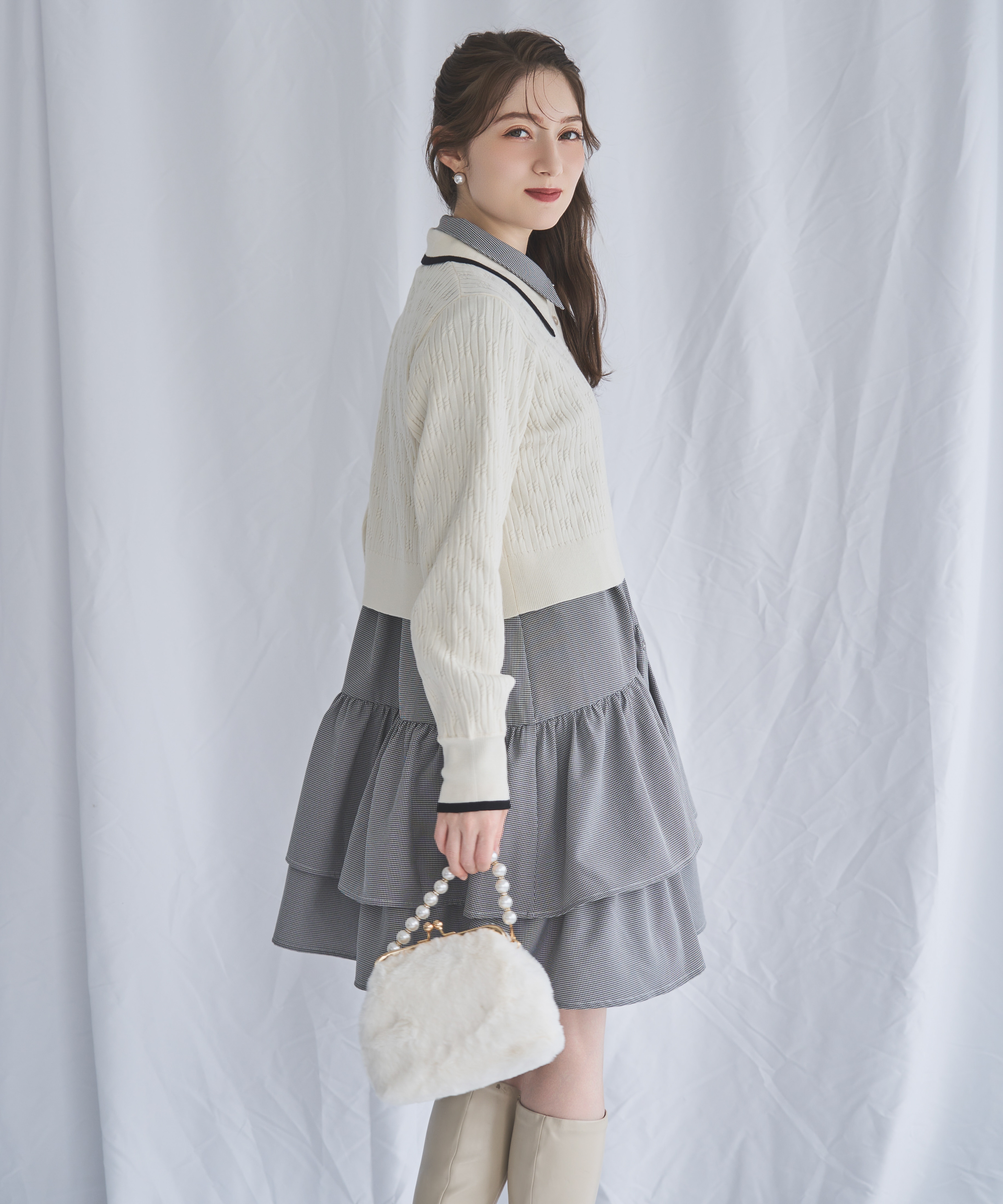 配色ポロニット