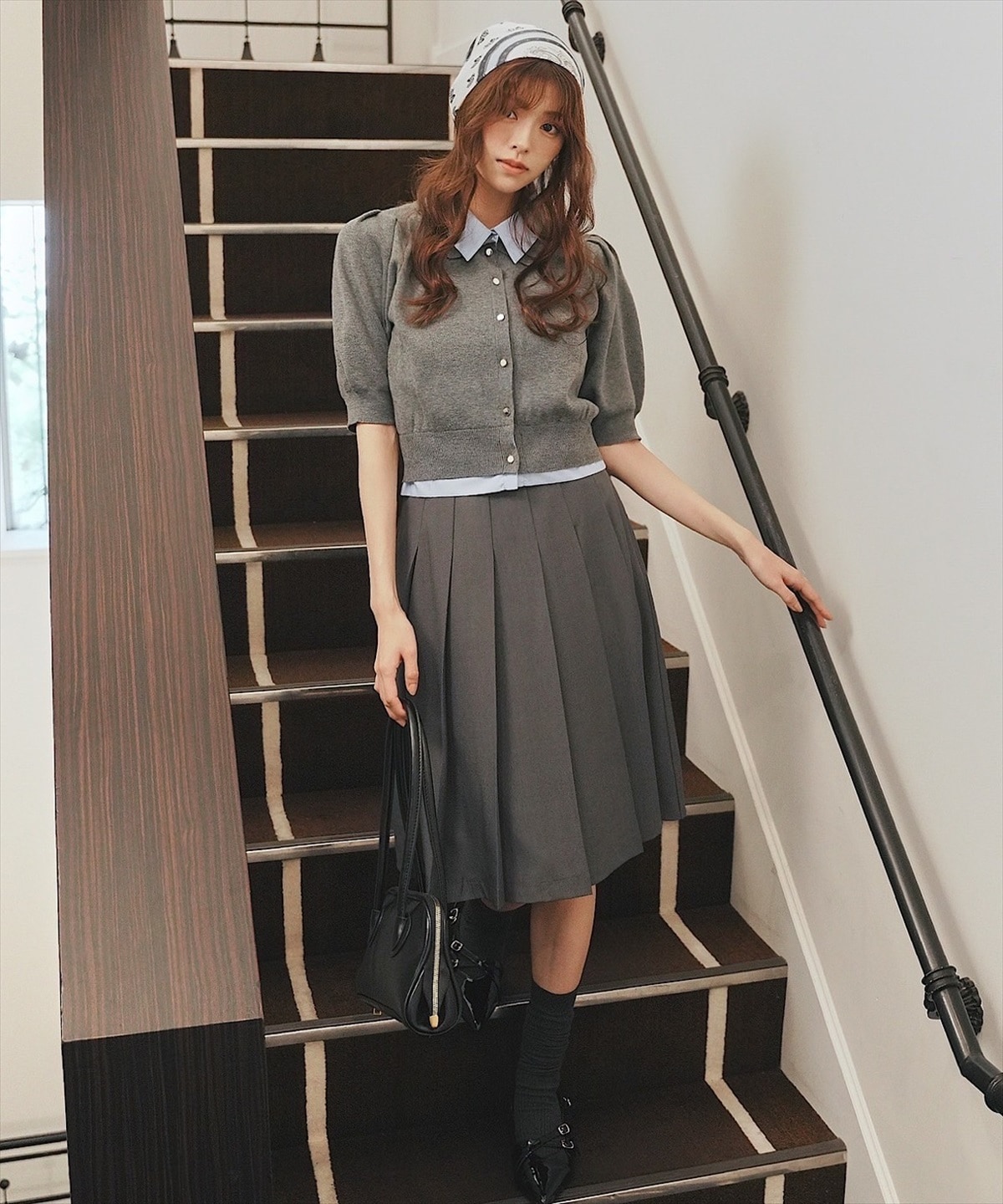 金ボタンシャツレイヤードニットプルオーバー