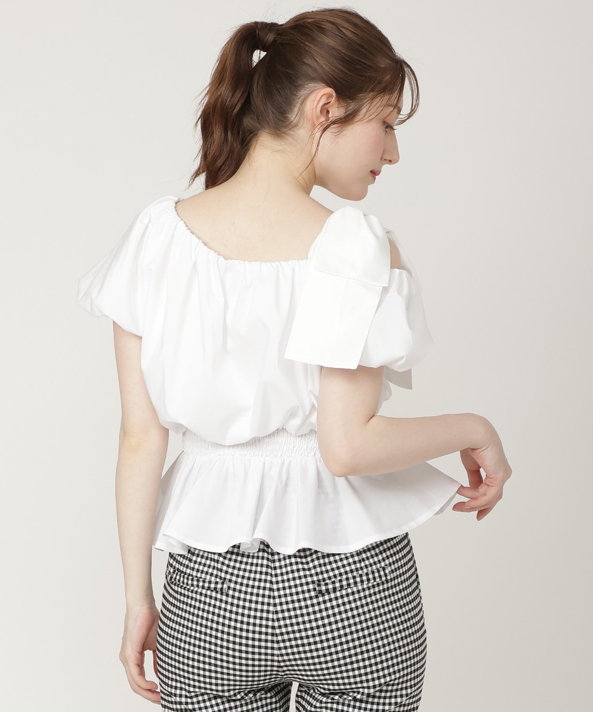 【5/29発売】バルーンオフショルペプラムブラウス