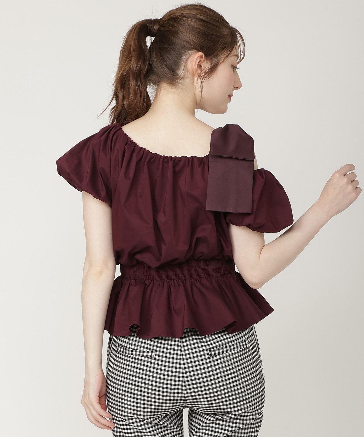 【5/29発売】バルーンオフショルペプラムブラウス