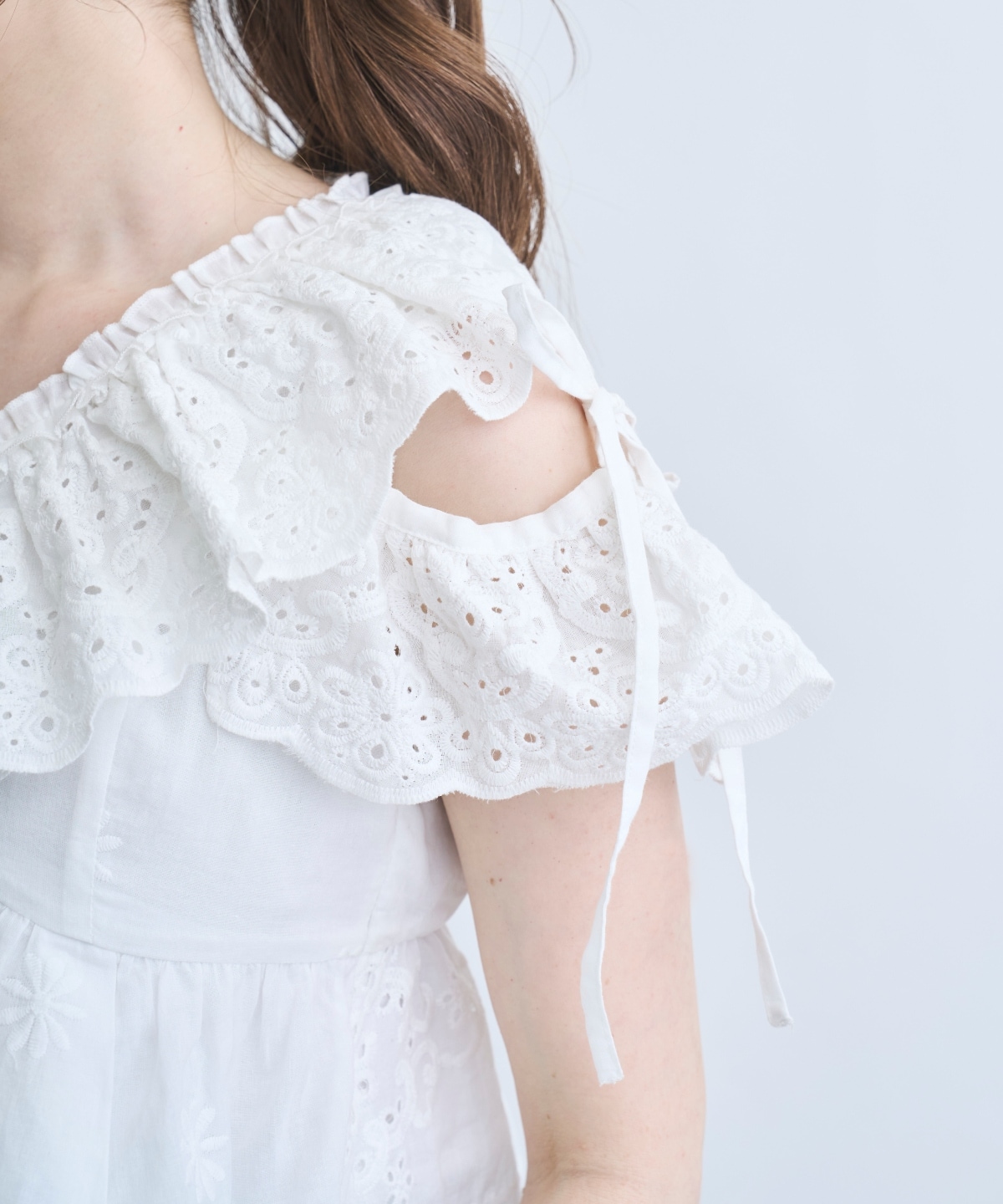 【4/10(Fri)予約開始】レースペプラムブラウス