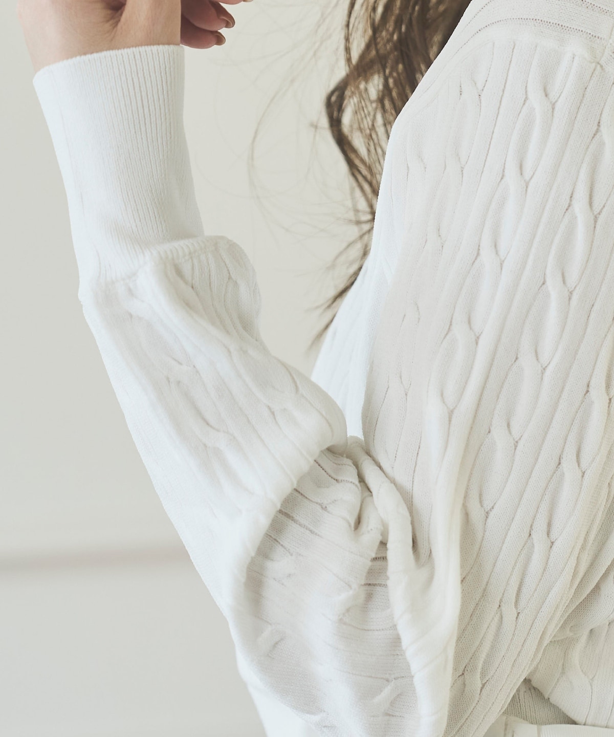 【3/6(Fri)発売】キーネックケーブルニットカーディガン