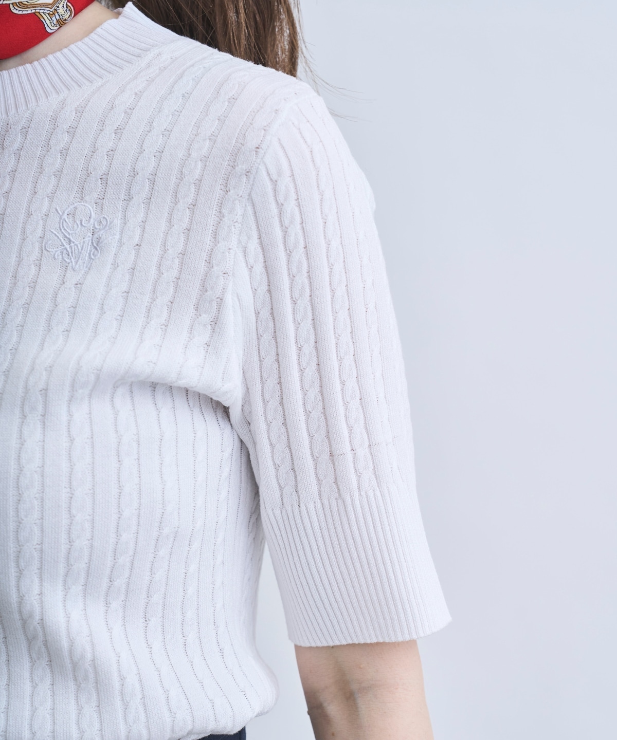 【4/10(Fri)発売】刺しゅう入りケーブニットプルオーバー