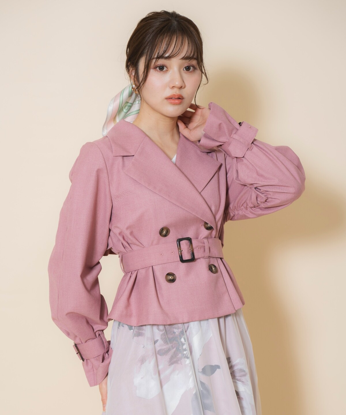 ギャザー袖ショートトレンチ