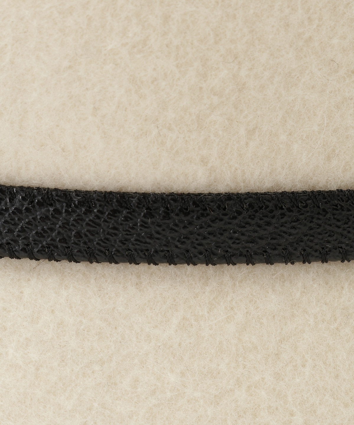 ベルト付きウールハット