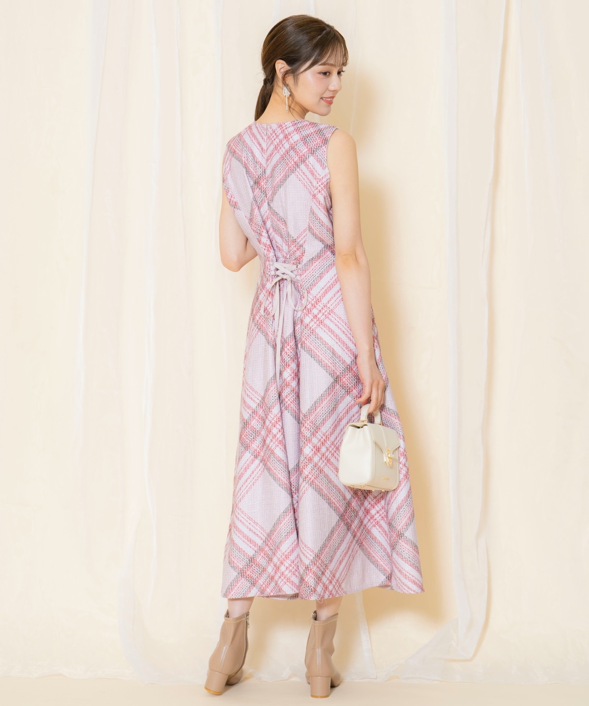 ツイードチェックノースリーブワンピース