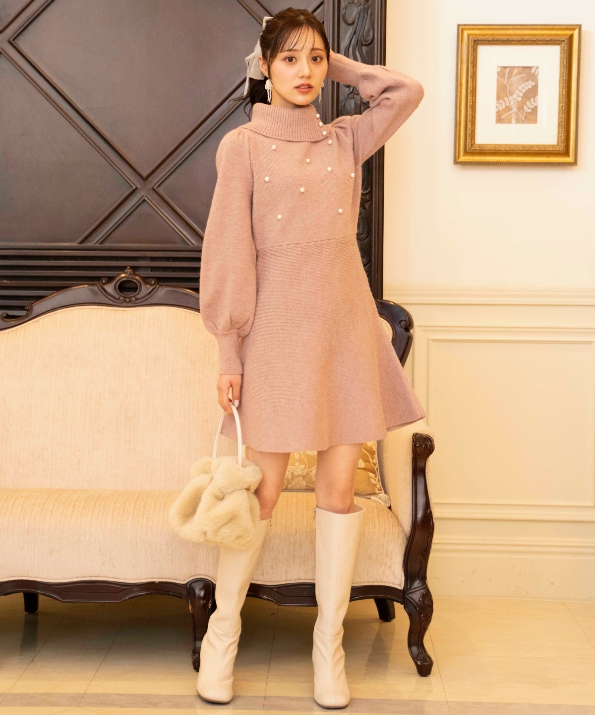 パール付きタートルネックニットワンピース