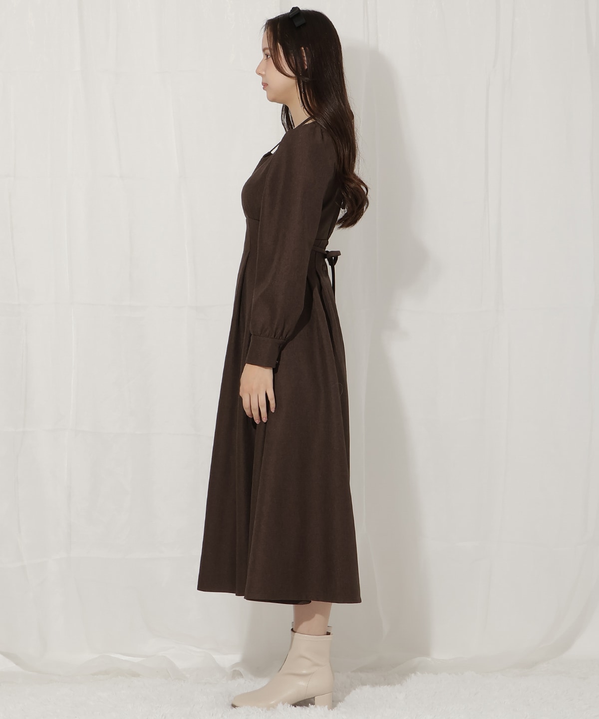 クロスネックフレアワンピース