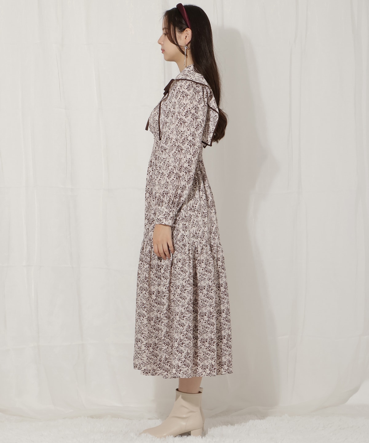 ティアード切り替えパイピングフリルワンピース