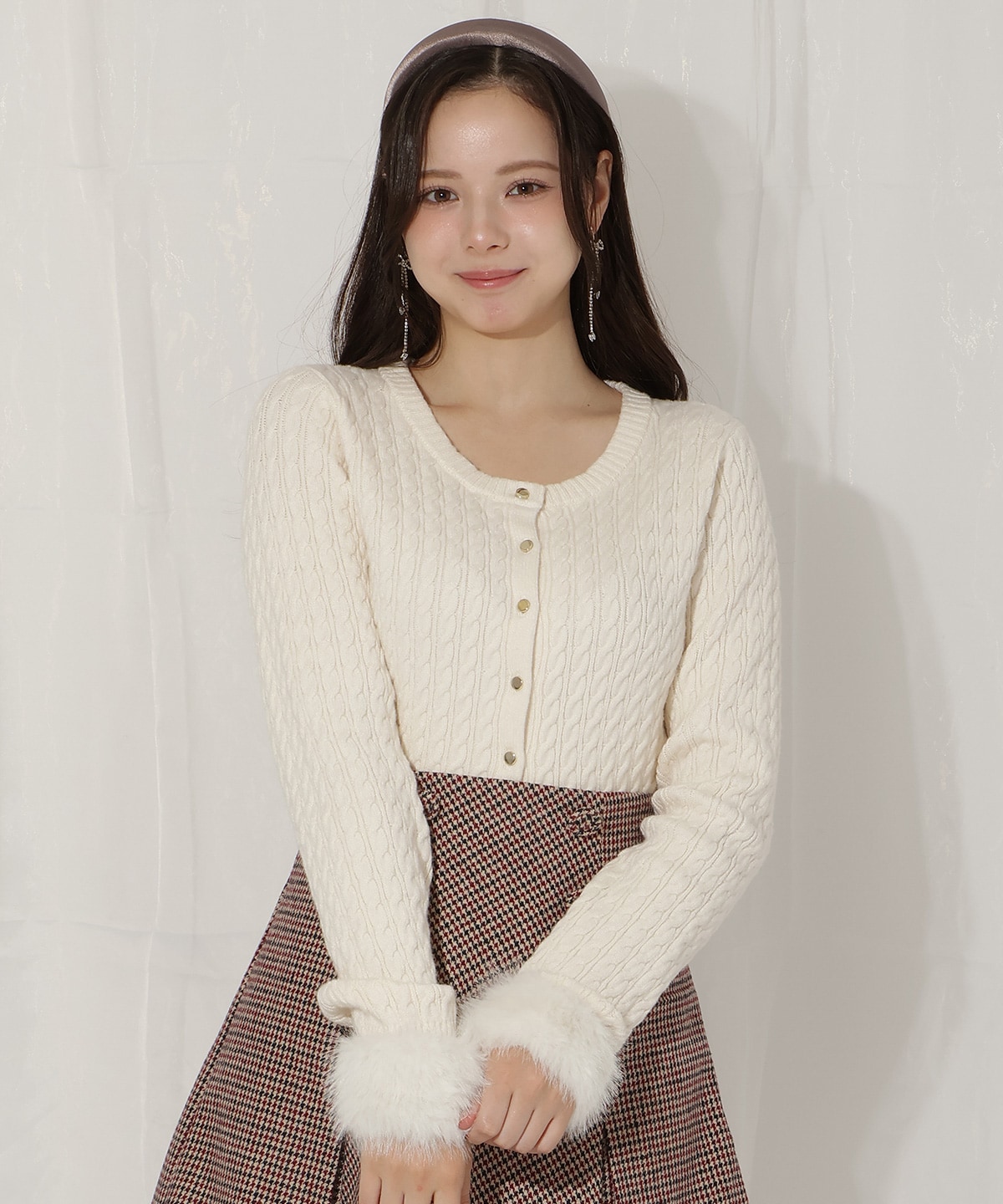 ファーカフスケーブルカーディガン