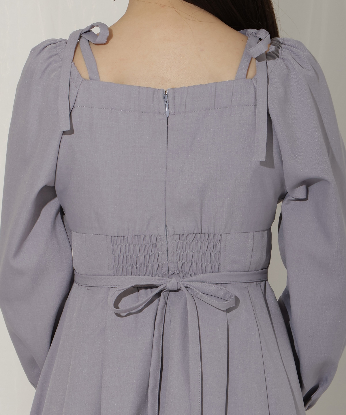 ショルダーリボンタックフレアワンピース