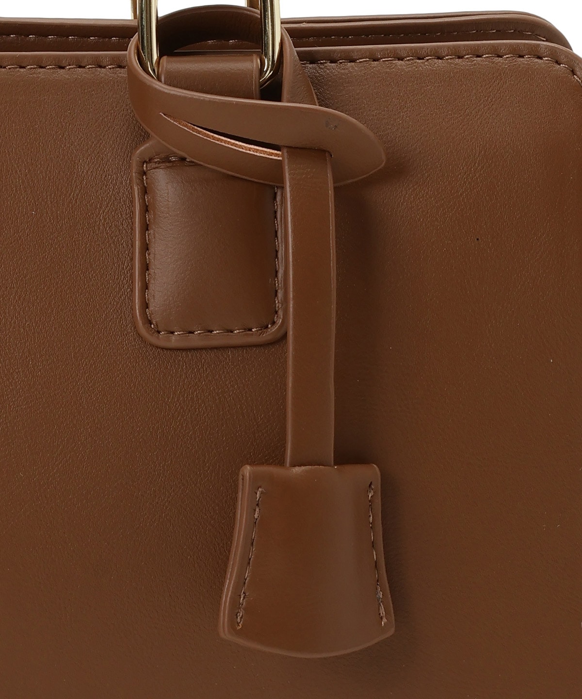 スクエアショルダーバッグ