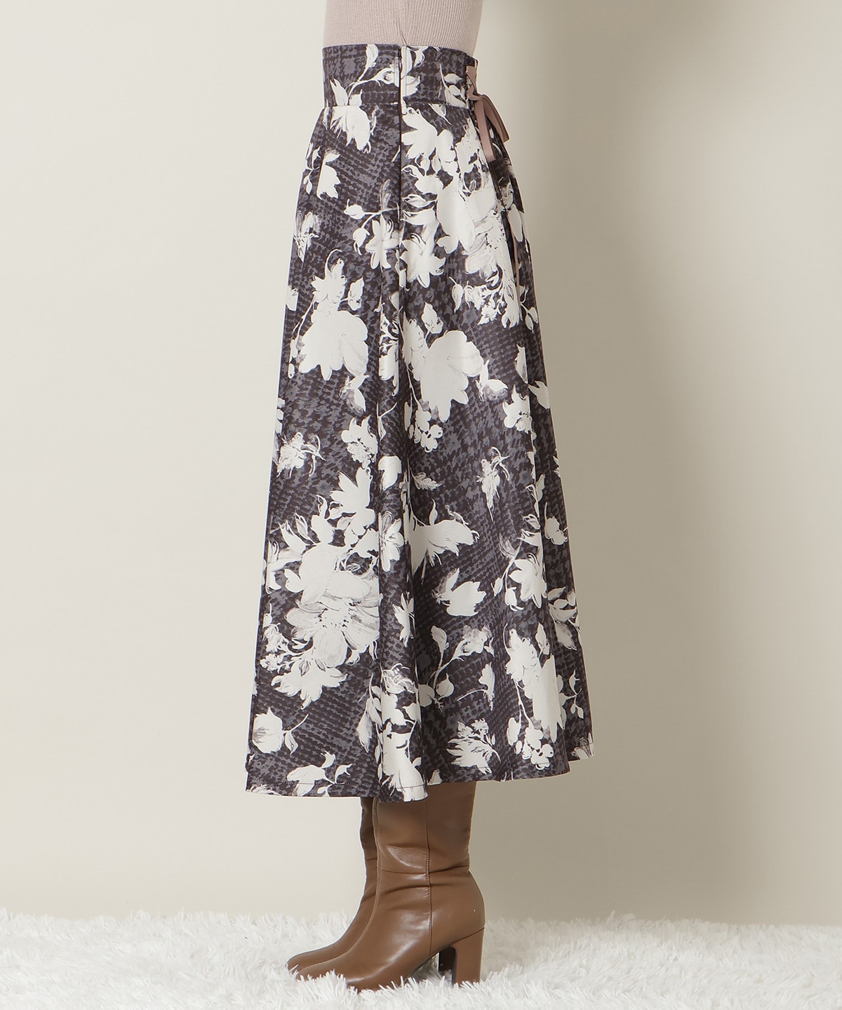 千鳥フラワープリントボリュームタックスカート