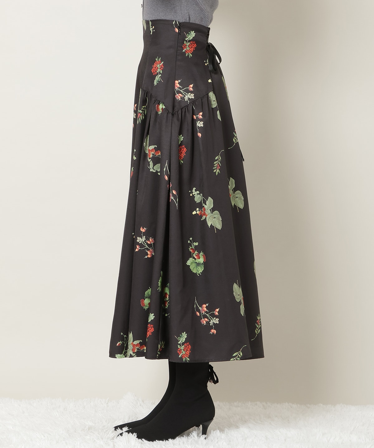 【12/5(fri)10時発売】ウィンターボタニカルスカート