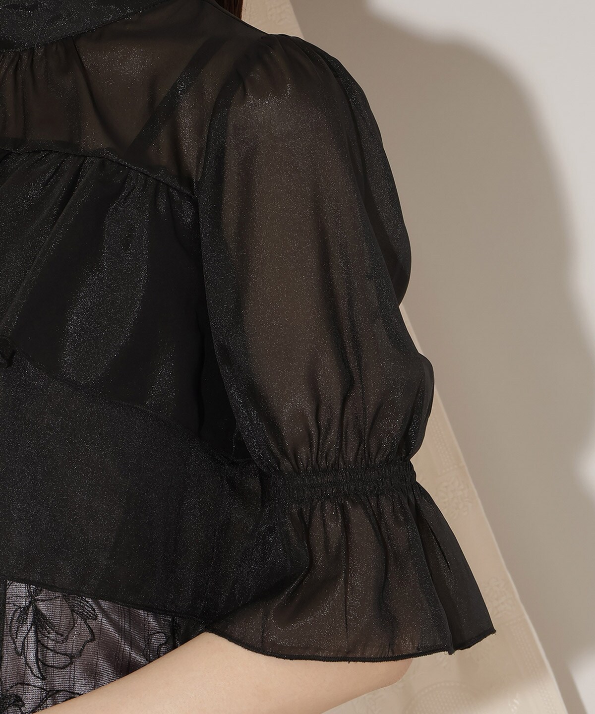 【再入荷予約受付中】フリル切り替えシフォンブラウス