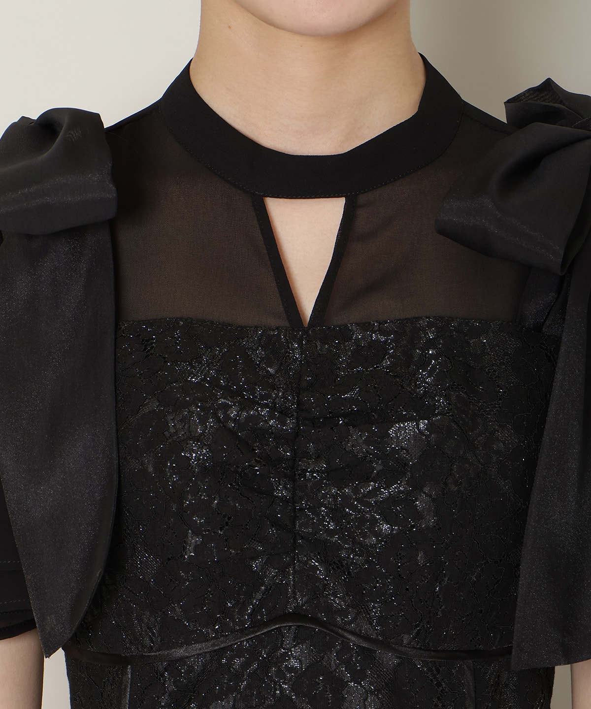 肩リボンパイピングレースワンピース