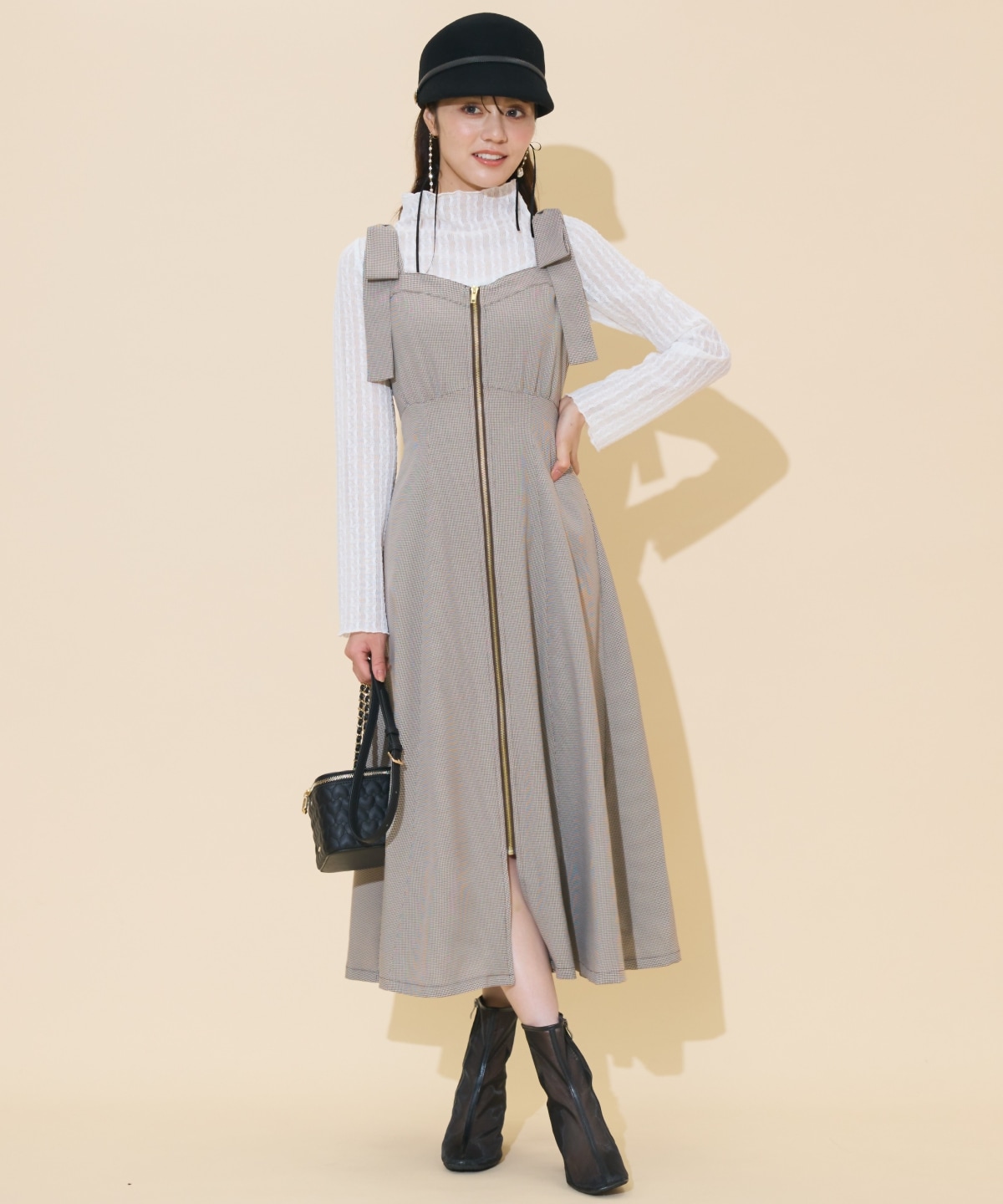 ショルダーリボンフロントZIPワンピース