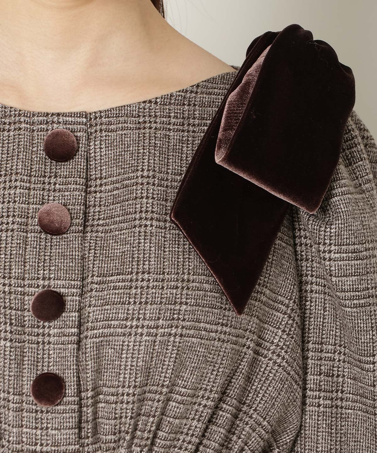 アシメリボンボートネックフレアワンピース