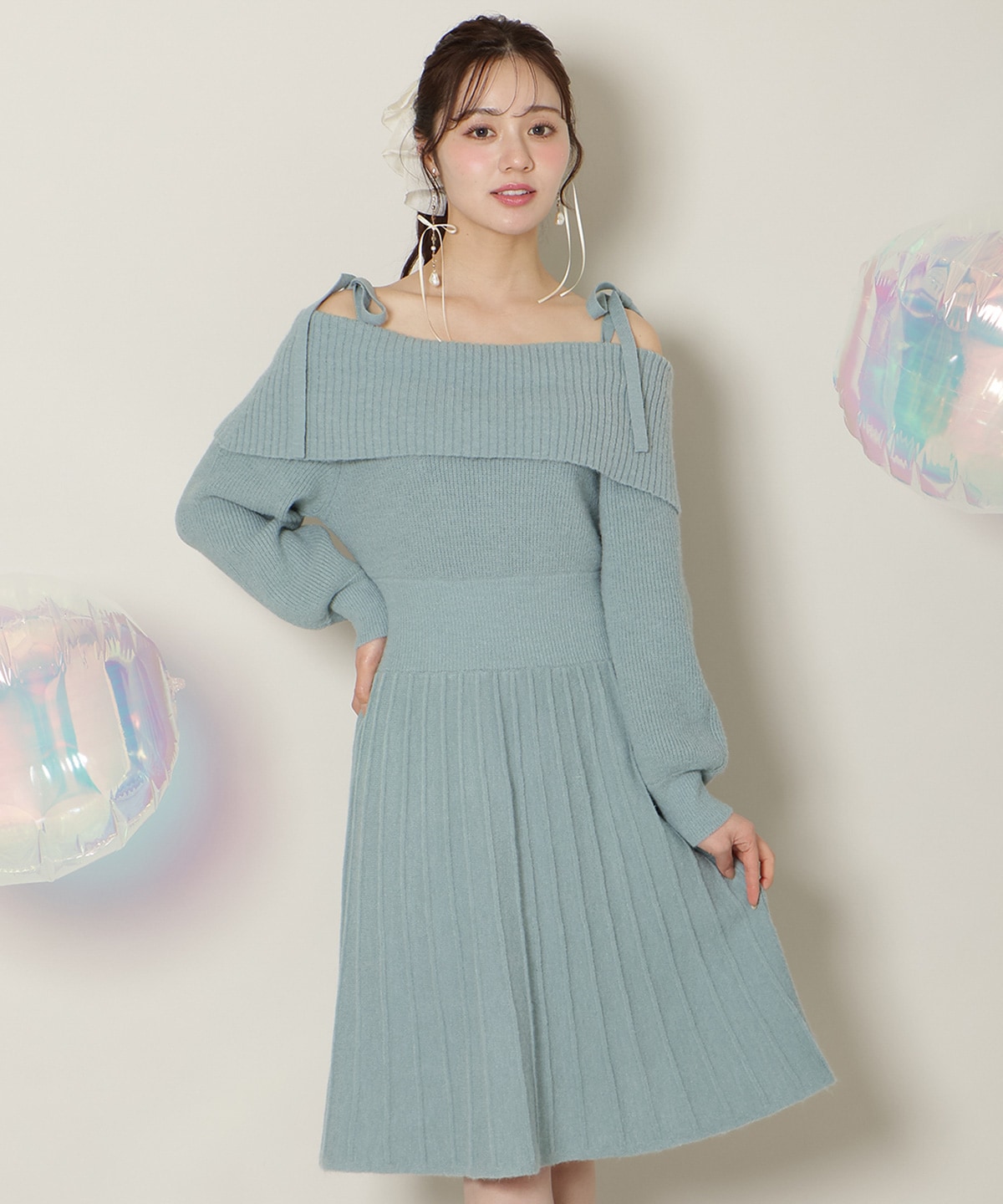 【12/18(thu) 12時予約スタート】オープンショルダープリーツニットOP