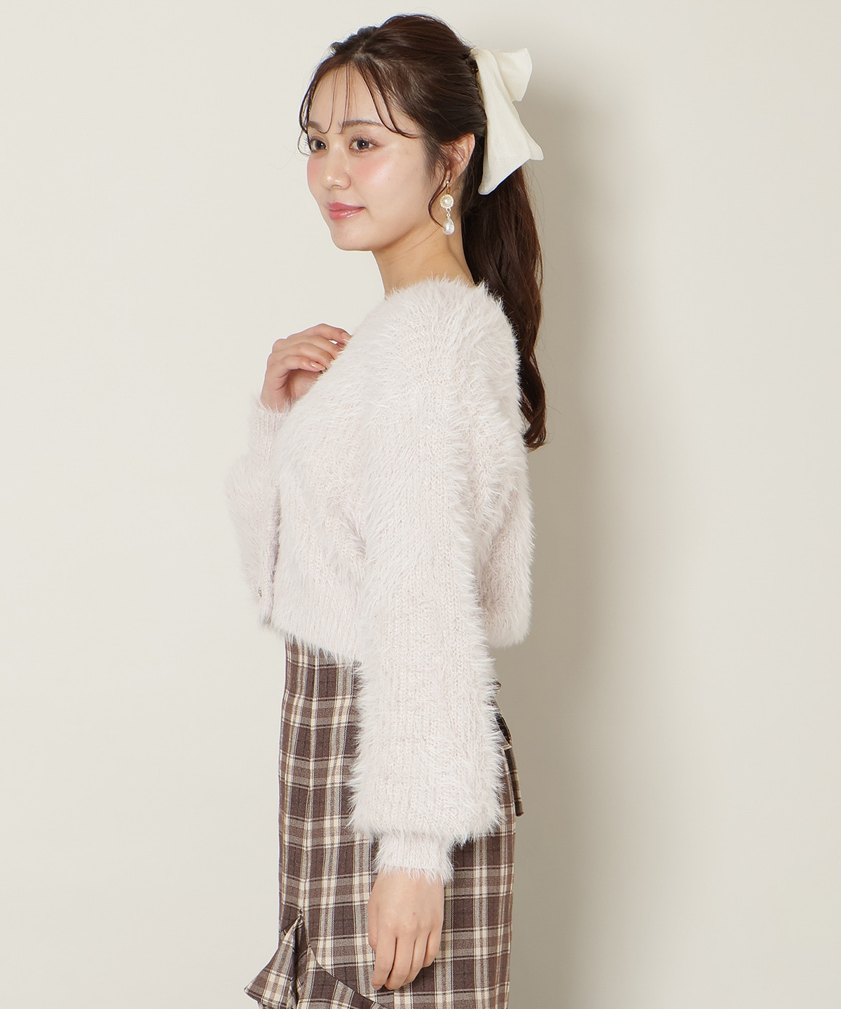 【1/1(thu)10時発売 New Year's Item】Vネックラメフェザーカーディガン