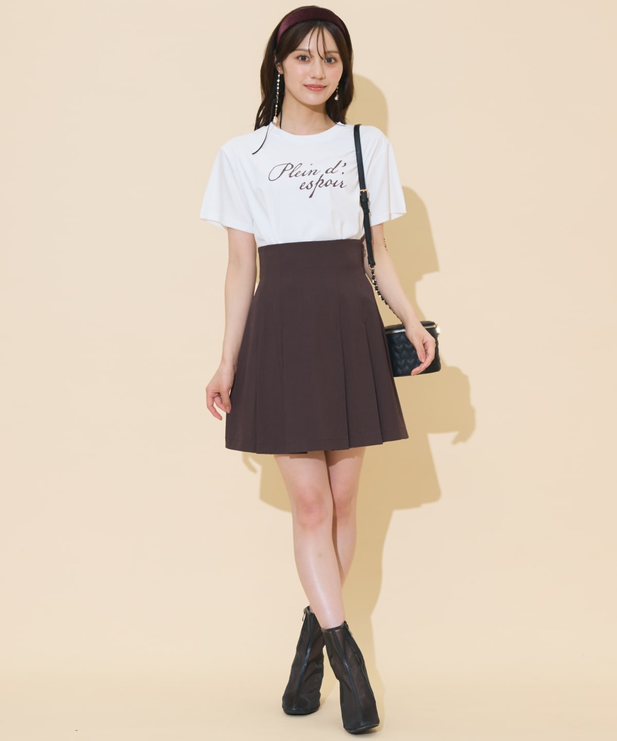ドロップショルダーロゴTシャツ