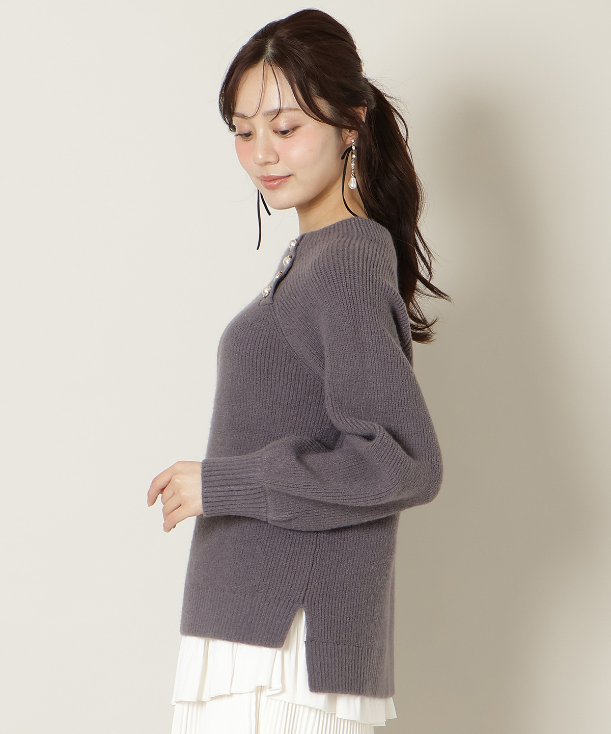 【KNIT PLEATS SET series】アソートボタンデザインニット