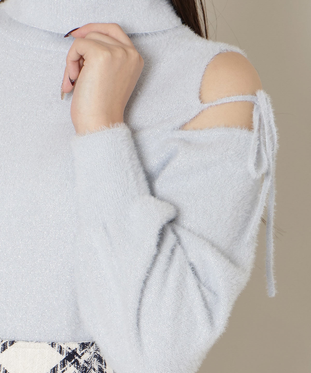 【1/1(thu)10時発売 New Year's Item】オープンショルダーラメフェザーニット
