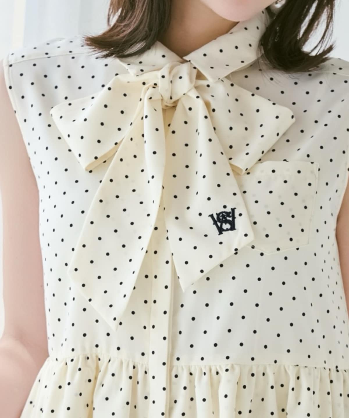 ティアードヘムリボンタイブラウス