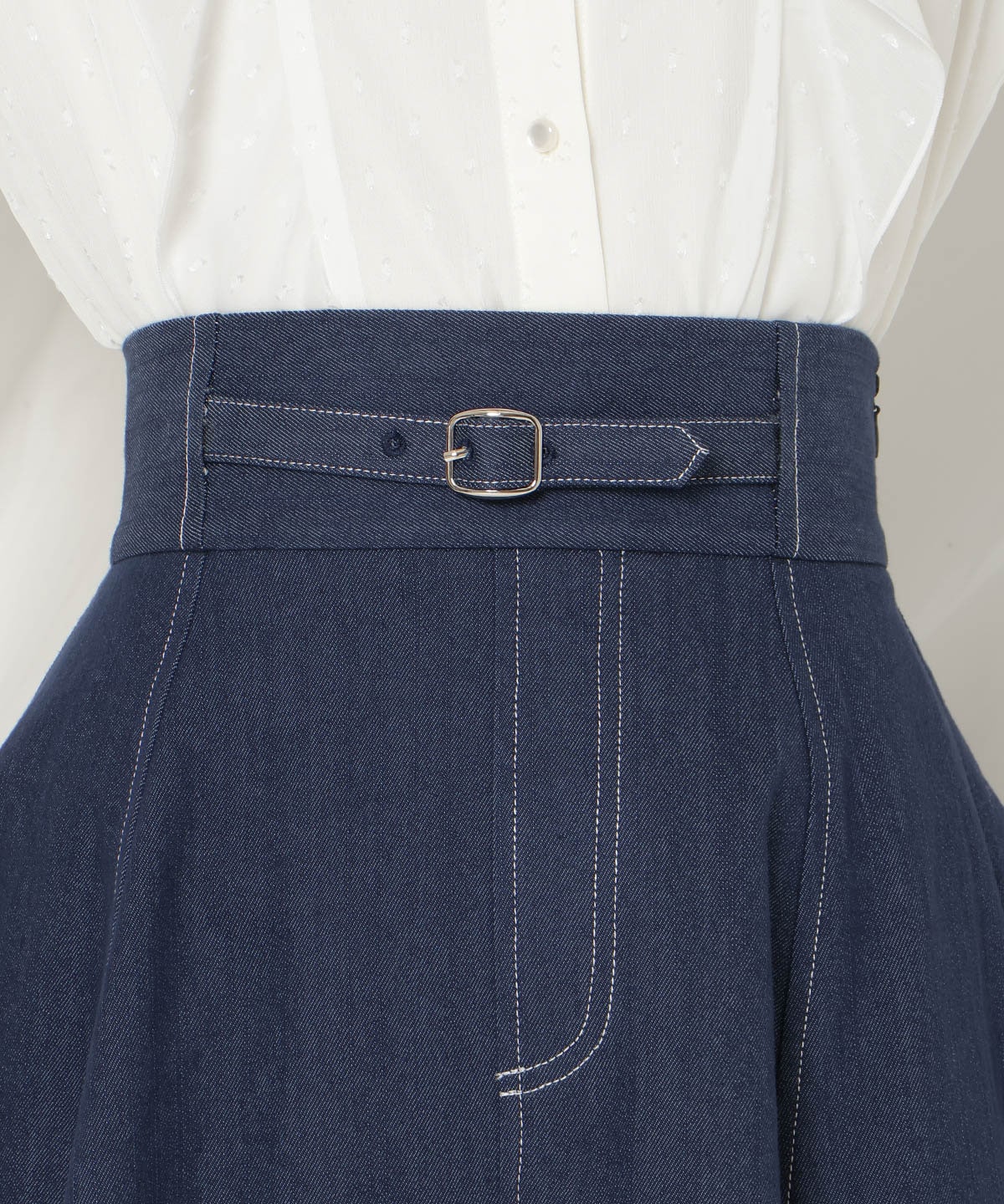 ベルトデザインフレアスカート