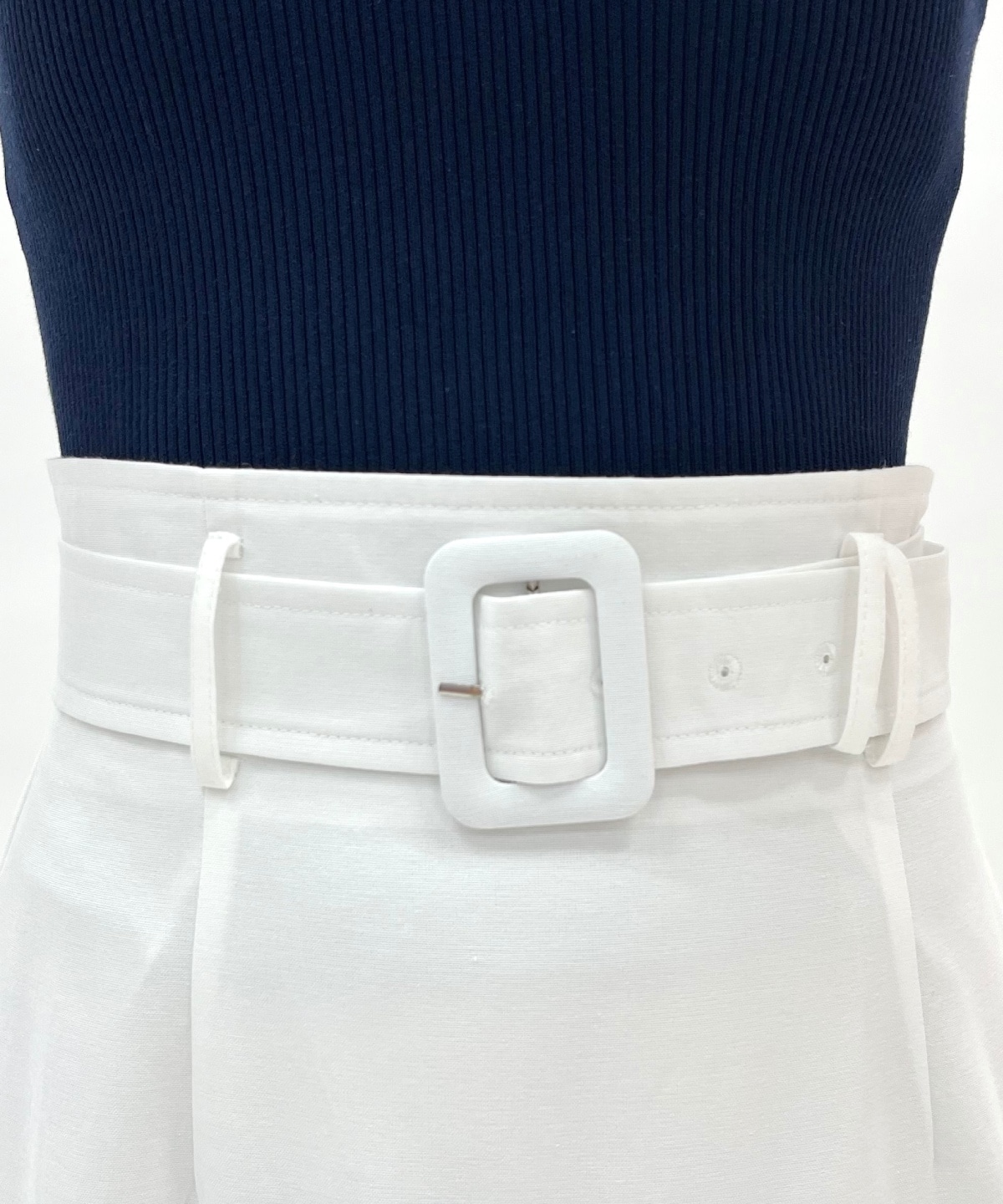 ベルト付きハンカチヘムスカート