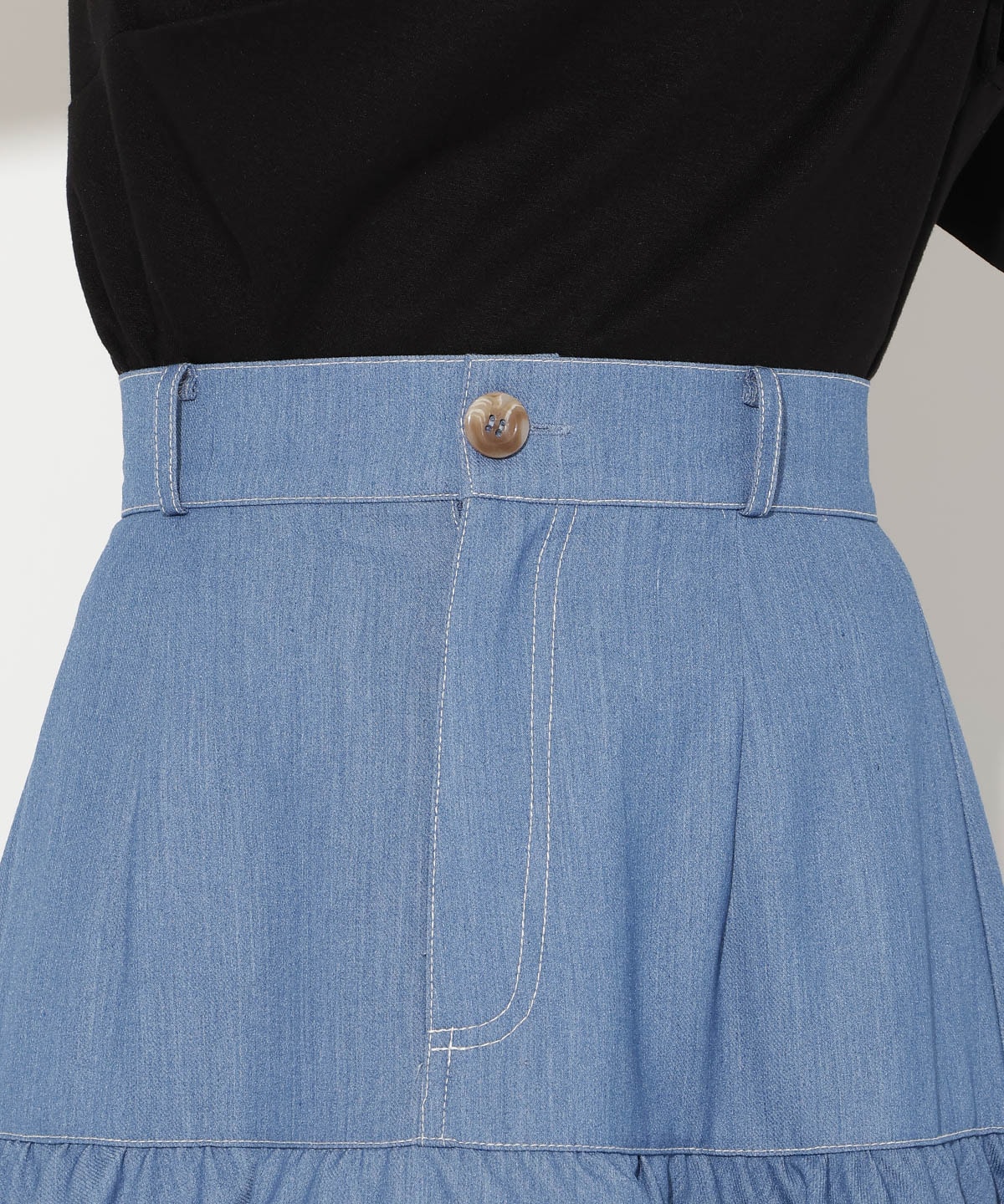 ボリュームフリルティアードスカート