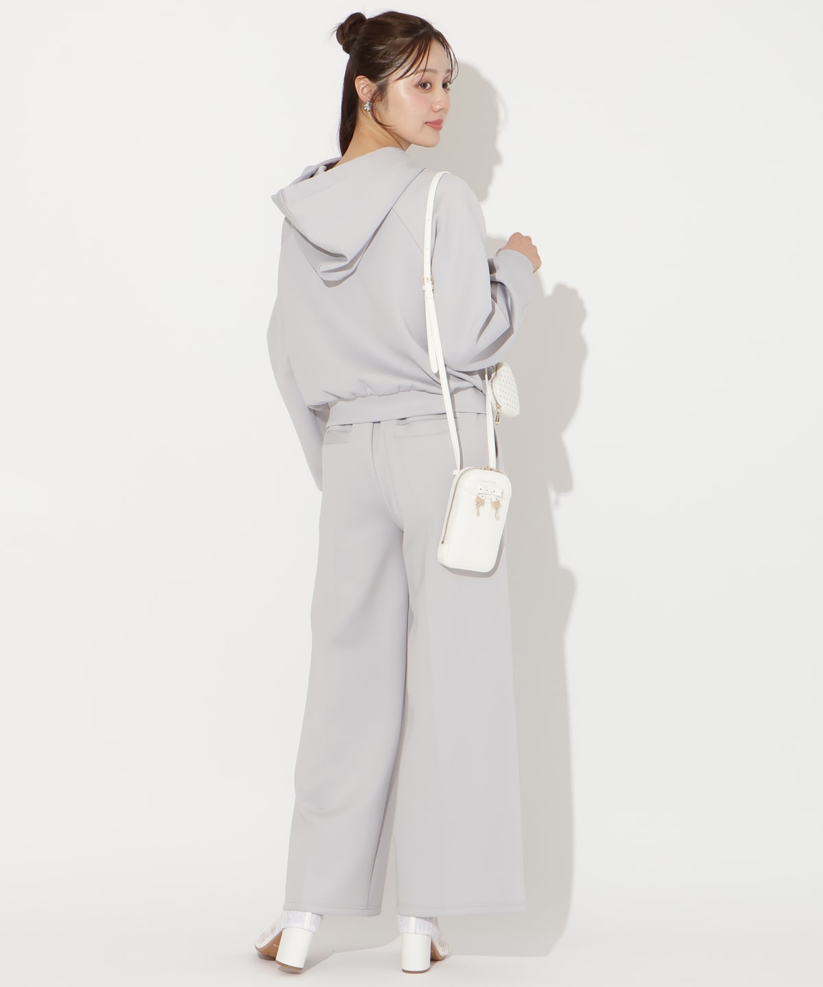 【3/12(thu)10時発売】フロントピンタックスウェットパンツ