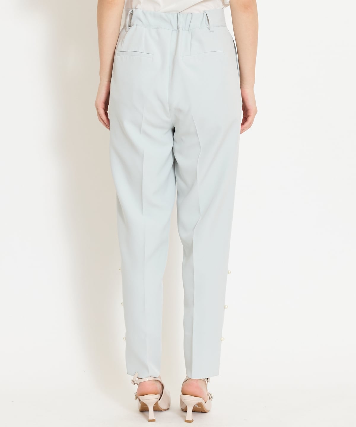 パールデザインテーパードパンツ