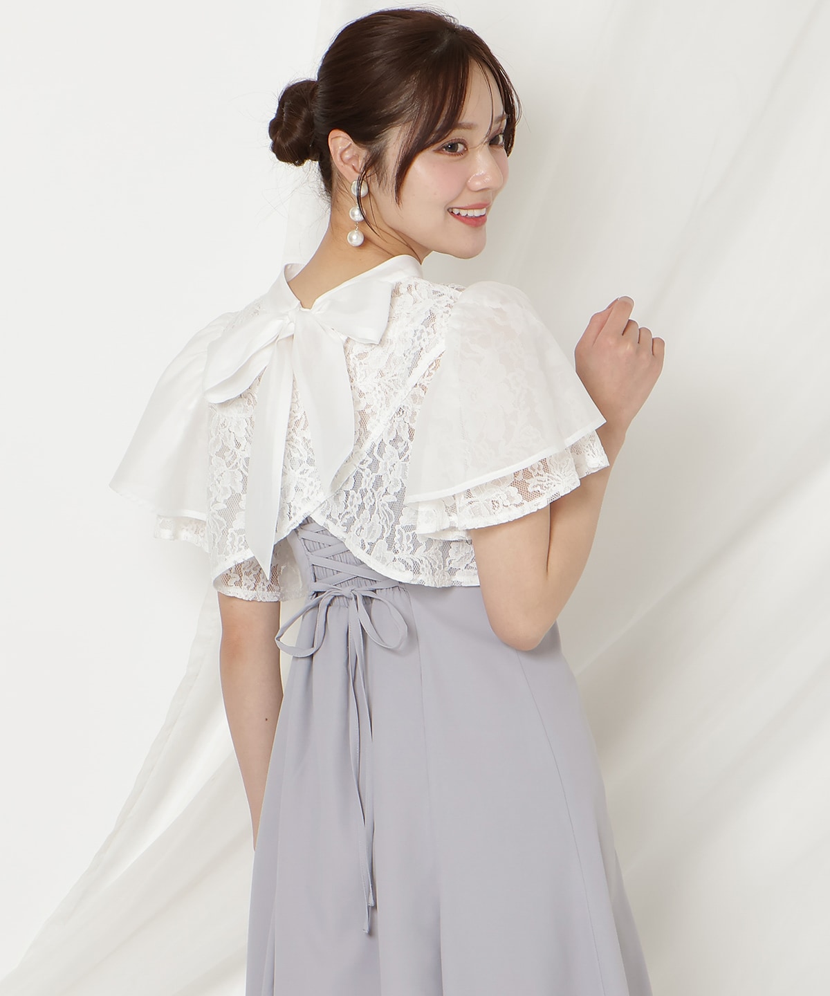 バックリボンシフォンレースブラウス×フレアロングキャミワンピース
