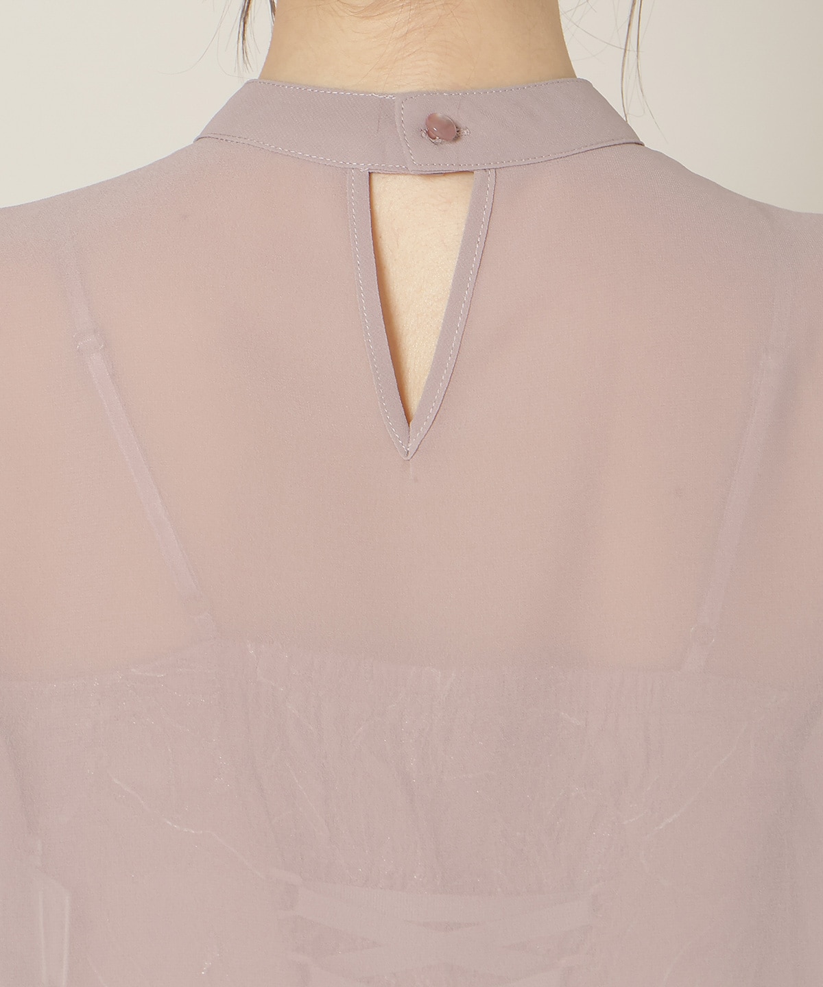 フロントスリットフレアブラウス×フレアレースキャミワンピース