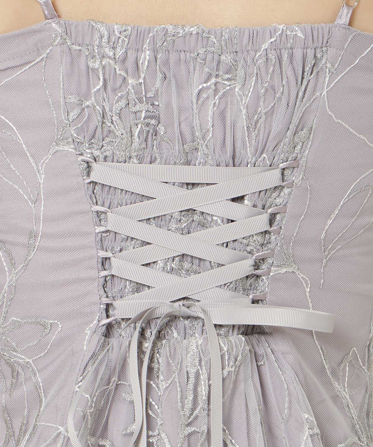 フロントスリットフレアブラウス×フレアレースキャミワンピース