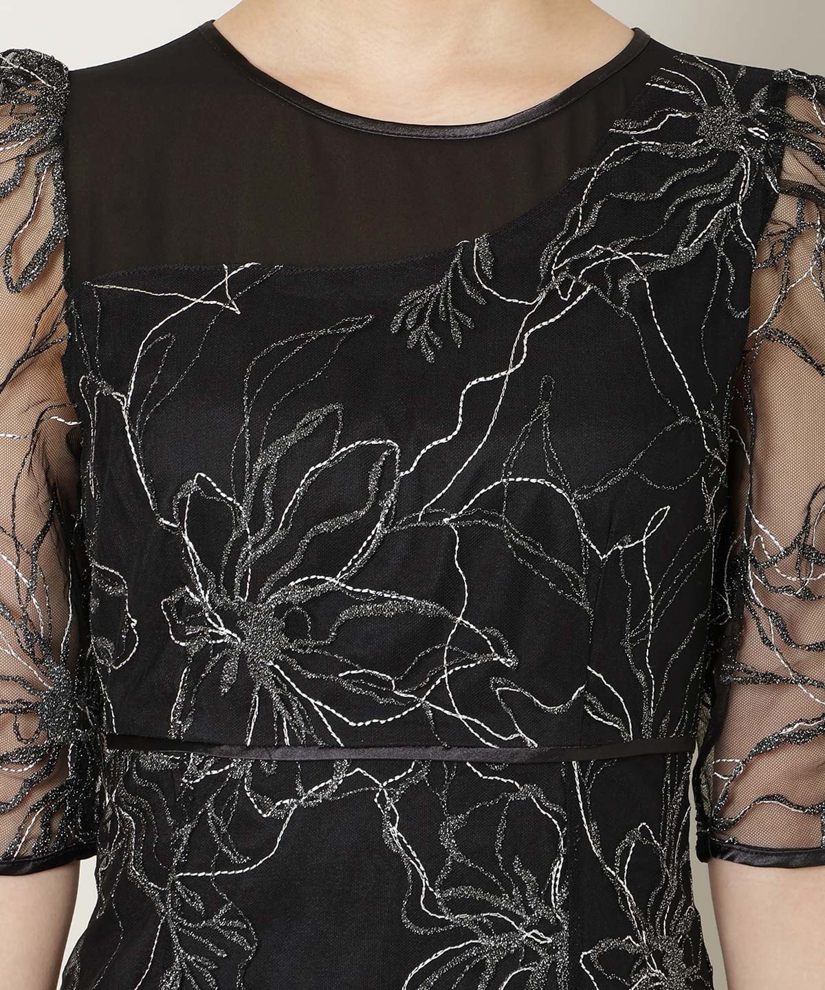 刺繍レースアシンメトリーマーメイドワンピース