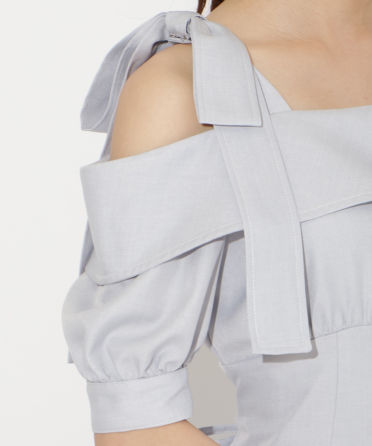 リボンオフショルワンピース