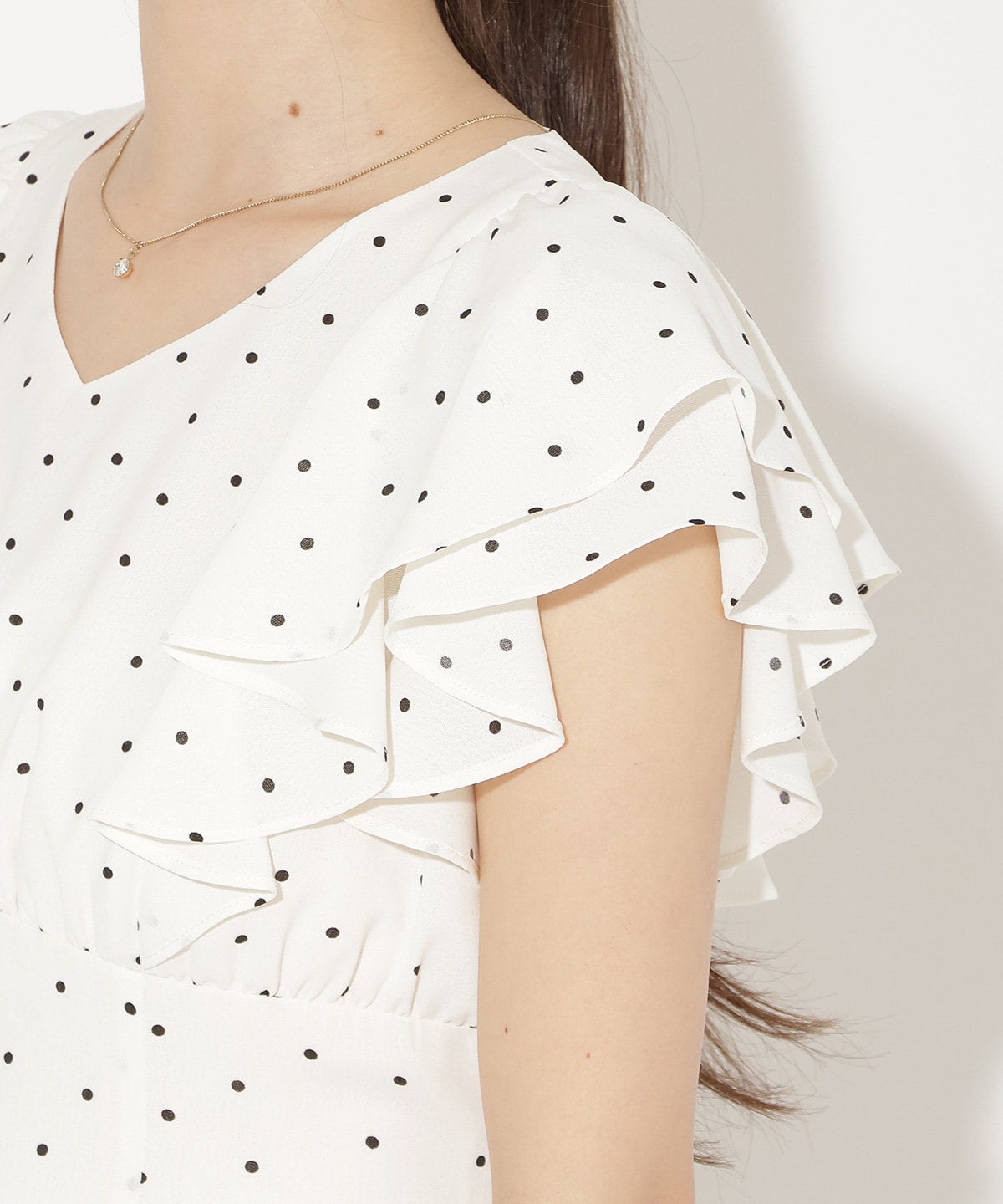 フリルスリーブフレアワンピース