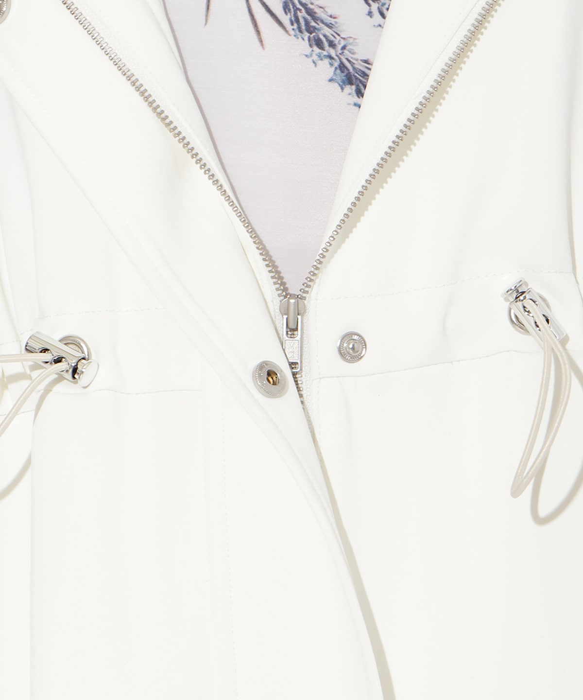 ドロストペプラムフードブルゾン