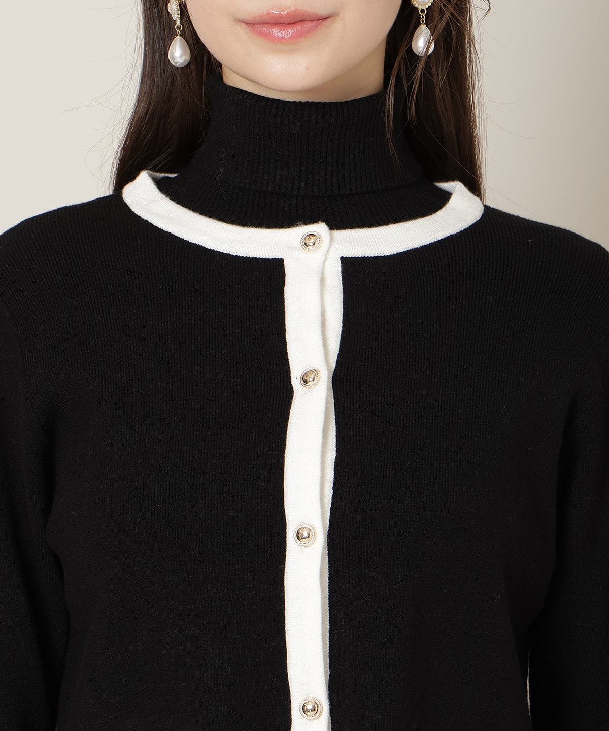 バイカラーアンサンブル【ハイネックトップス×カーディガンセット】