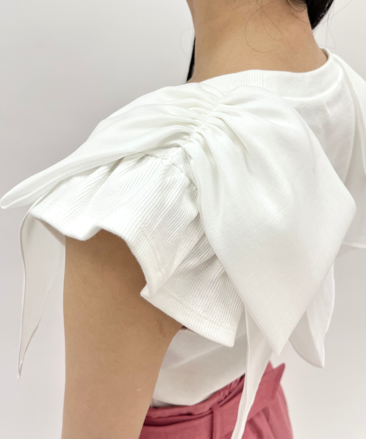 ショルダーリボンカットトップス