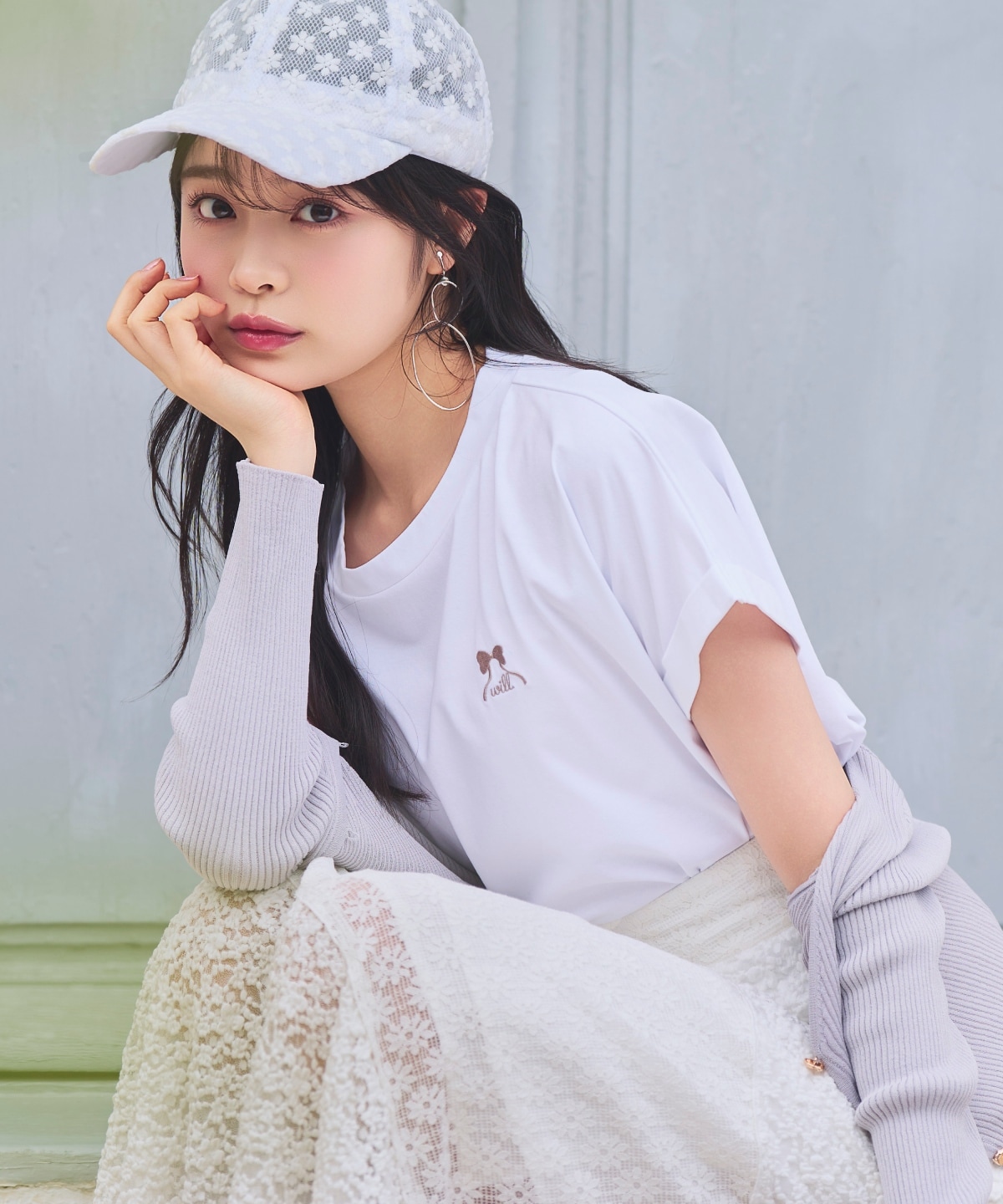 ロゴ刺繍ターンバックスリーブTシャツ